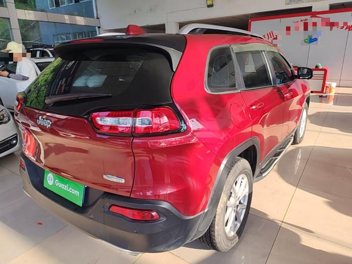 Cherokee 2016 2.4L photo 4
