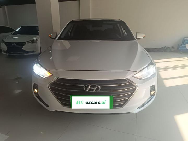 Elantra 2016 1.6L AT Smart Elite photo 2