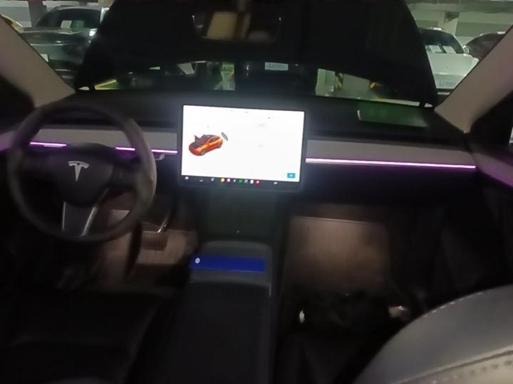 Model Y 2023 RWD photo 5