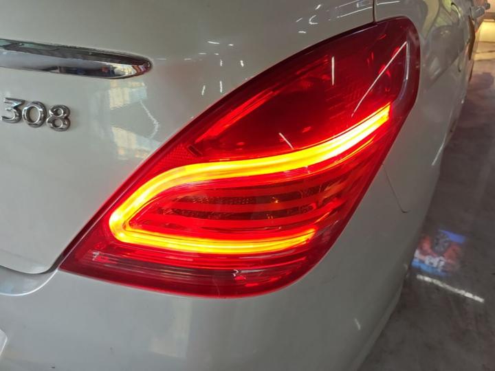 308 2014 Classic 1.6L AT photo 7