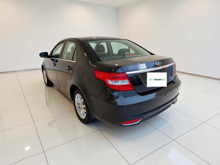 Vision 2016 1.5L MT photo 4