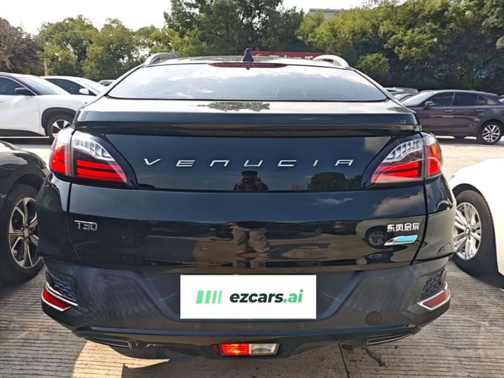 T90 2018 2.0L CVT Connected China VI photo 5