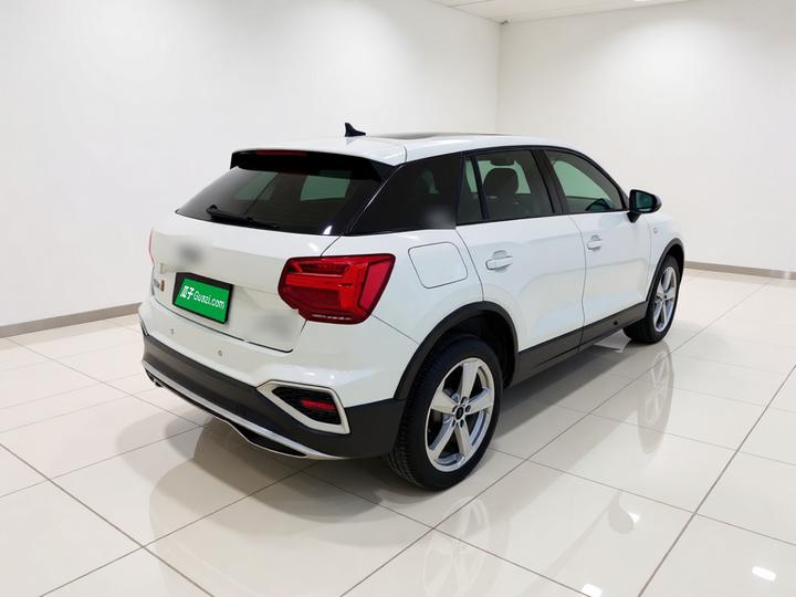 Q2L 2022 35 TFSI Progressive photo 4
