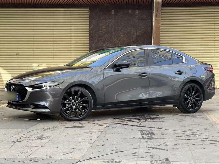 3 Axela 2022 2.0L AT