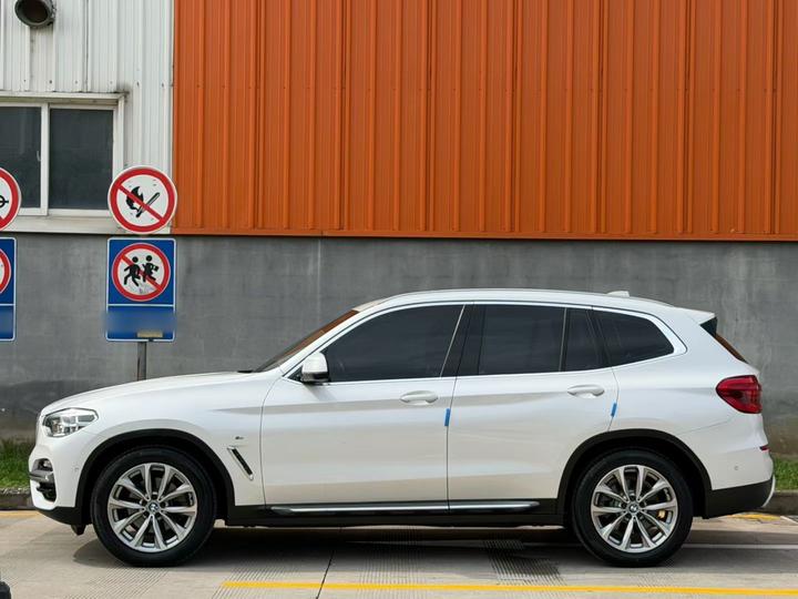 X3 2018 xDrive25i Luxury China V photo 3