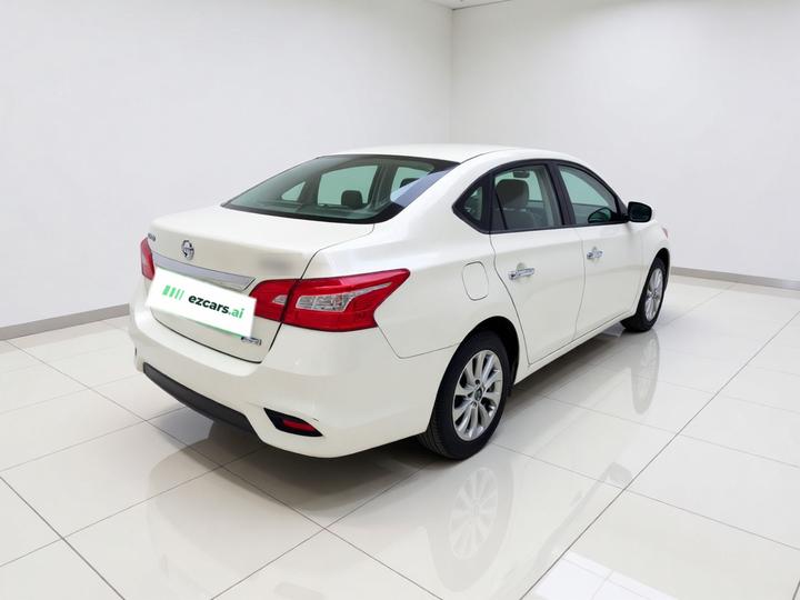 Sylphy 2018 1.6XV CVT Exclusive photo 6