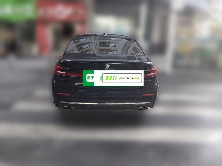 5 Series 2022 530Li Leading Luxury photo 5