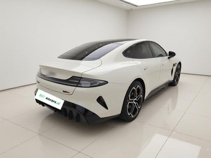 Xiaomi SU7 2024 AWD Extended Range High-end ADAS Max photo 6