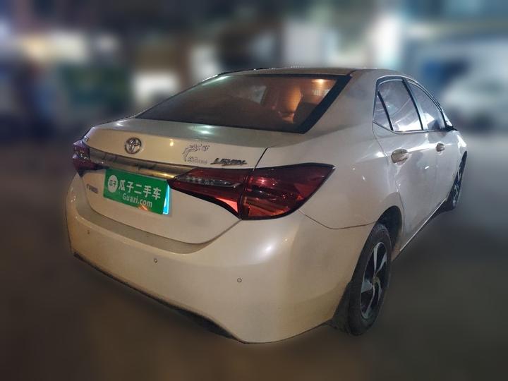Levin 2018 185T CVT Luxury photo 4