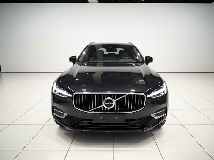 XC60 2021 T5 AWD Luxury photo 2