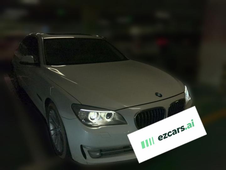 7 Series 2014 730Li photo 3
