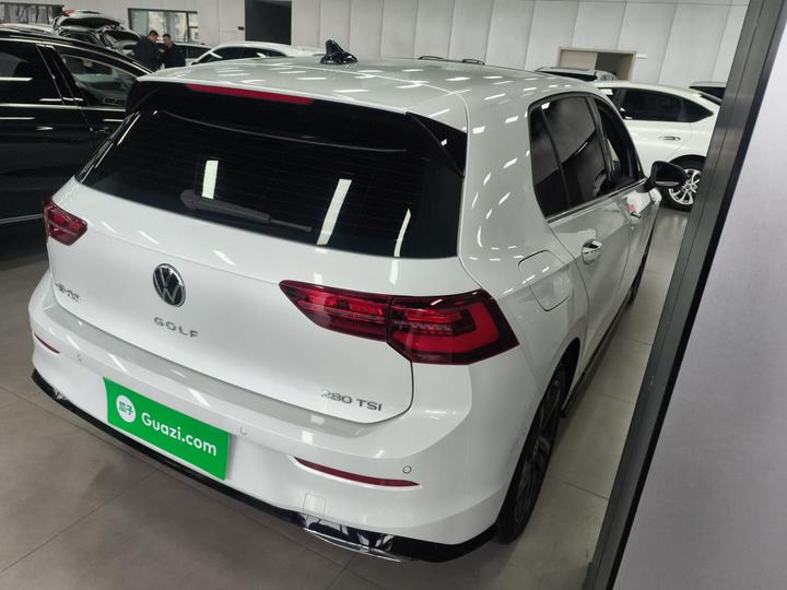 Golf 2023 Facelift 280TSI DSG R-Line Lite photo 4