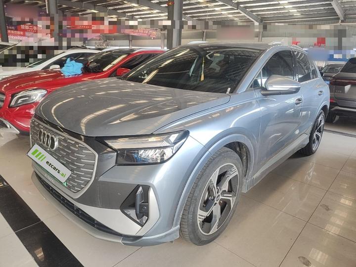 Q4 e-tron 2024 40 e-tron