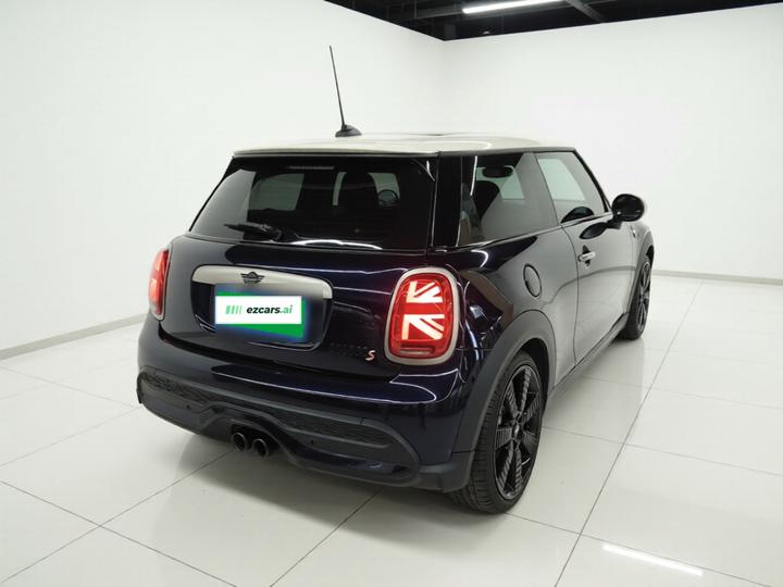 2023 2.0T COOPER S photo 4