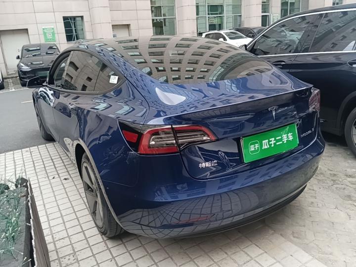 Model 3 2022 RWD photo 4