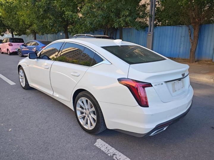CT5 2022 28T photo 4