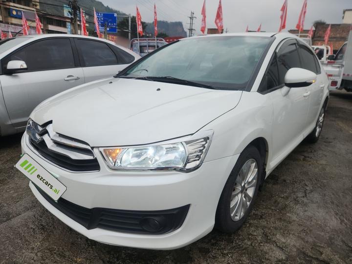 2013 Sedan 1.6L MT