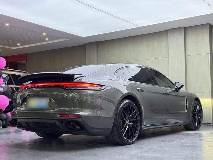 2023 Panamera 4 Executive Extended 2.9T photo 6