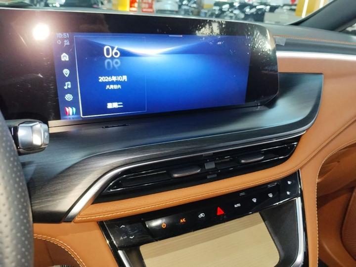 GL8 EV 2025 Smart photo 8