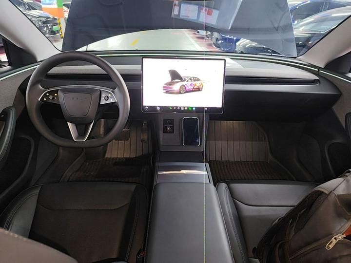 Model 3 2025 RWD photo 5