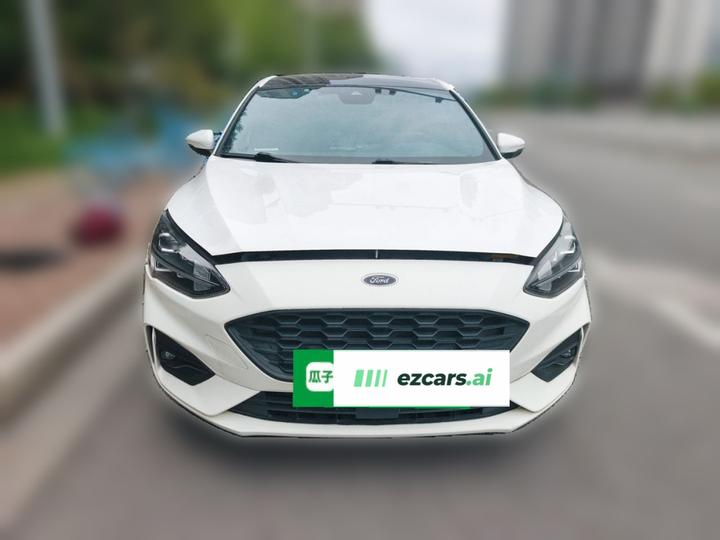 Focus 2021 Sedan EcoBoost 180 AT ST Line photo 2