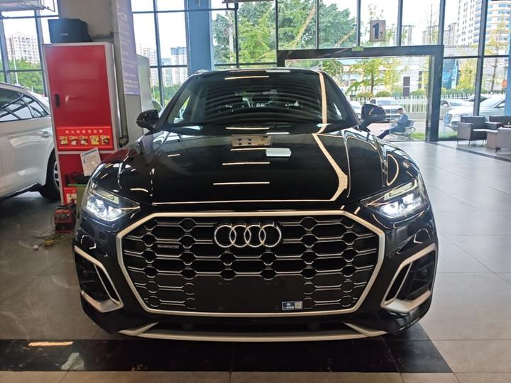Q5L 2022 45T Luxury Dynamic photo 2