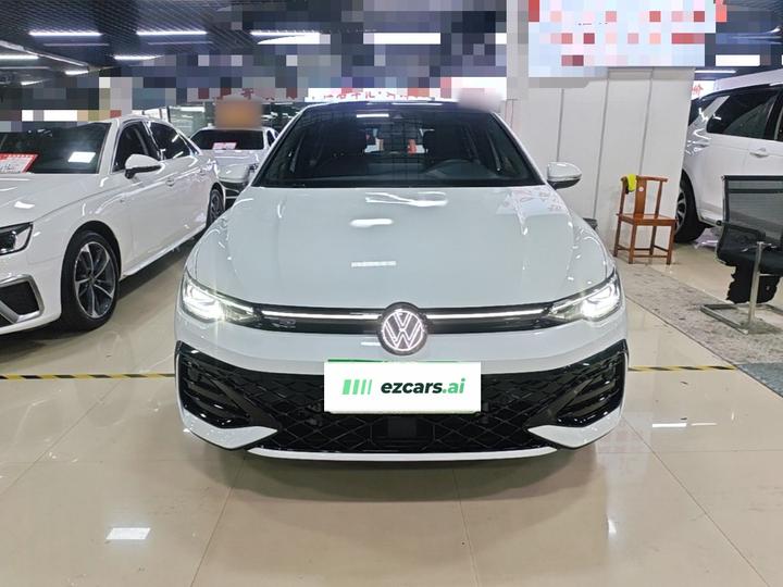 Golf 2025 Facelift 300TSI R-Line photo 2