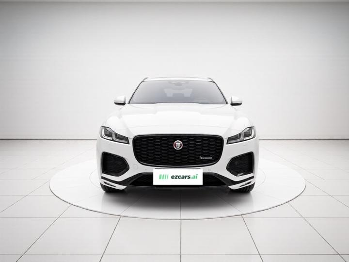 F-PACE 2024 P250 R-Dynamic SE photo 2