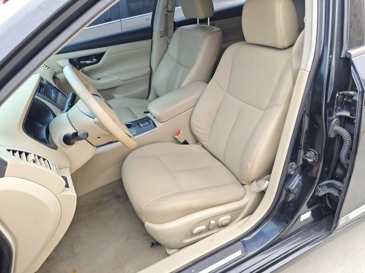 Teana 2013 2.0L XL Comfort photo 7