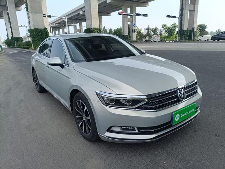 Magotan 2017 330TSI DSG Leading photo 3