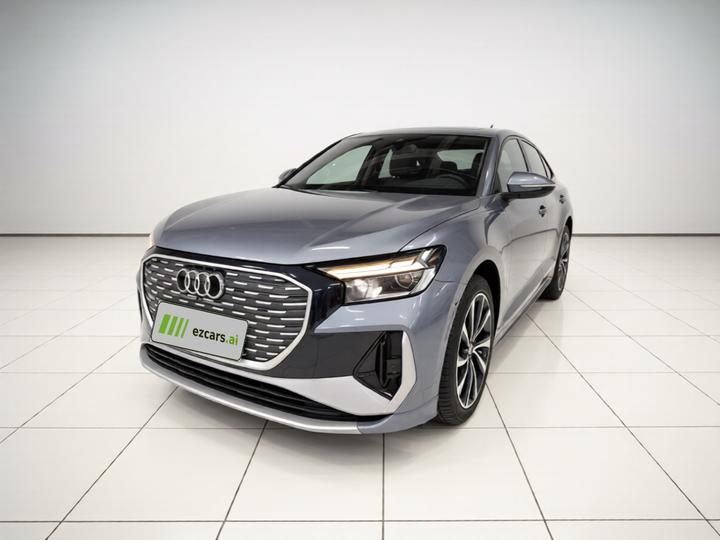 Q4 e-tron 2024 40 e-tron
