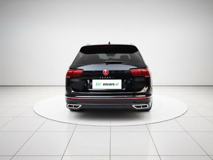 Tiguan L 2022 330TSI AT RWD R-Line photo 5