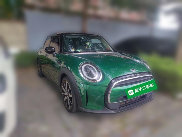 2022 1.5T COOPER 5-Door photo 3