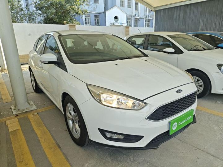 Focus 2017 Hatchback 1.6L AT Comfort photo 3