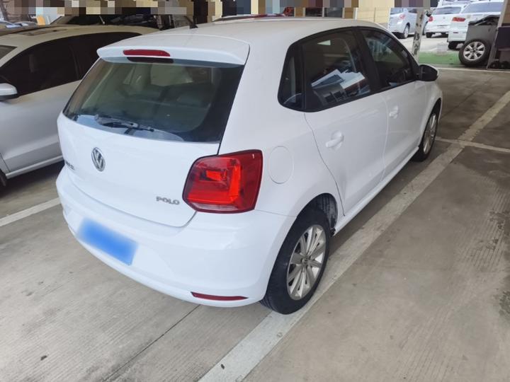 Polo 2014 1.4L AT Comfort photo 4