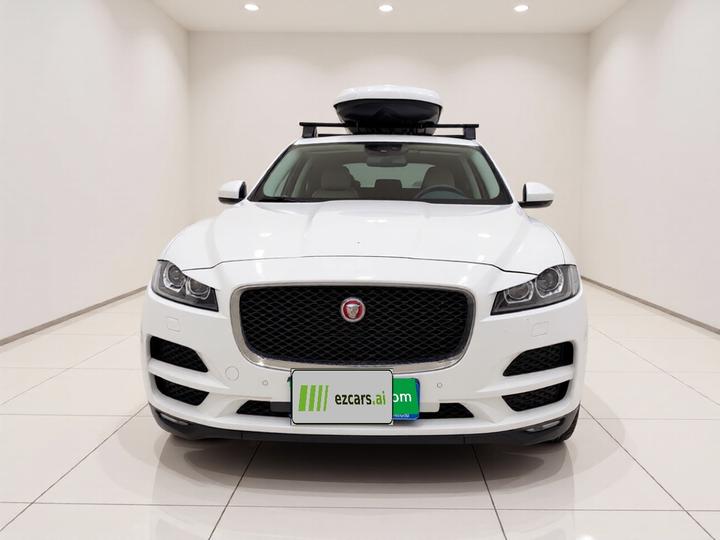 F-PACE 2018 2.0T AWD Exclusive photo 2