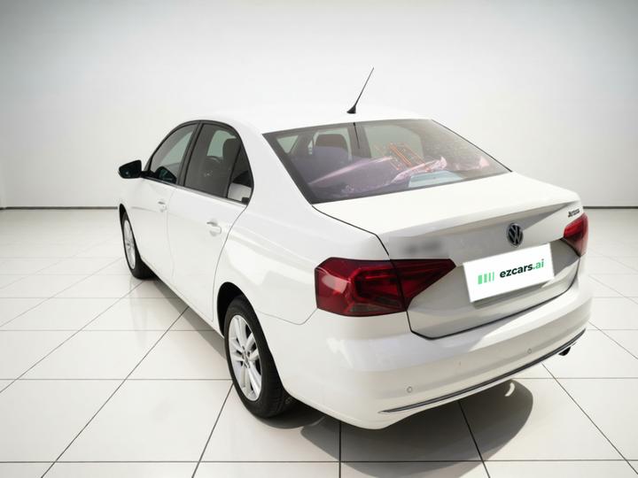 2017 1.5L AT Comfort photo 4