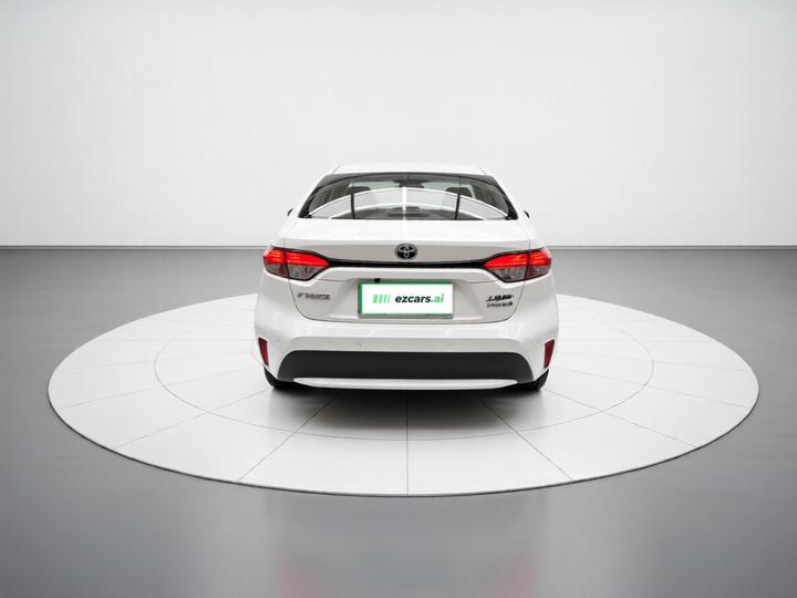 Levin 2022 Hybrid 1.8H E-CVT Leading photo 5