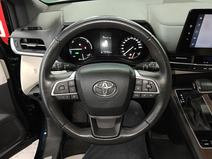 Granvia 2023 2.5L Hybrid Premium PLUS photo 6