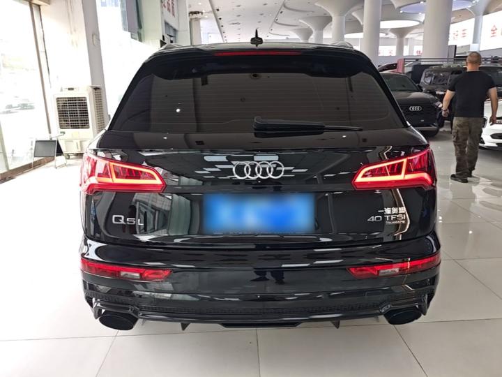 Q5L 2020 Facelift 40 TFSI Fashion photo 3