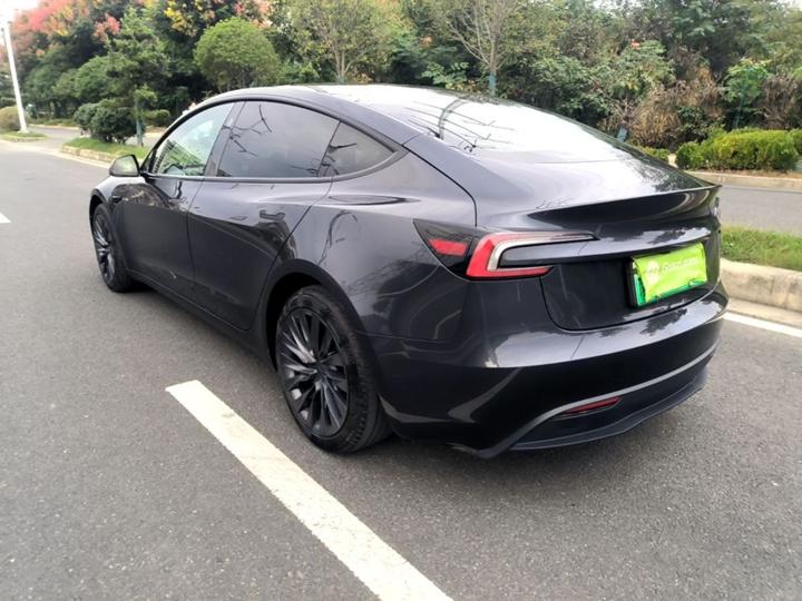 Model 3 2025 RWD photo 4