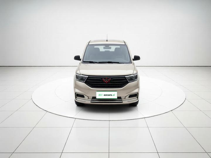 Wuling Hongguang V 2022 1.5L LAR photo 2