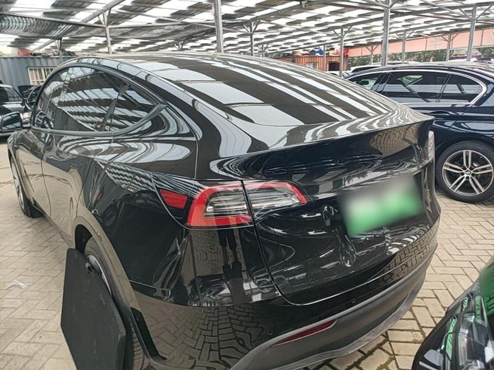Model Y 2021 Standard Range RWD photo 4