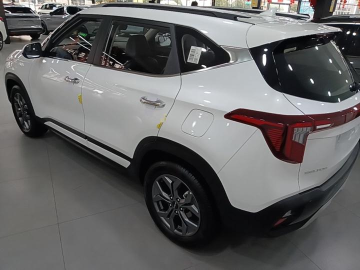 Seltos 2026 1.5L IVT Luxury photo 4
