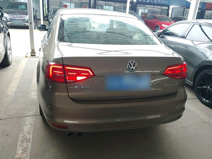 Sagitar 2017 230TSI AT Comfort photo 3