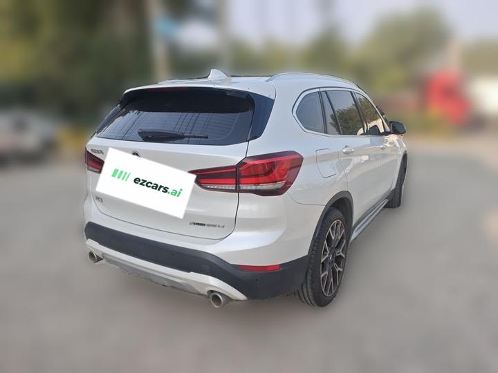 X1 2021 xDrive25Li Exclusive photo 6