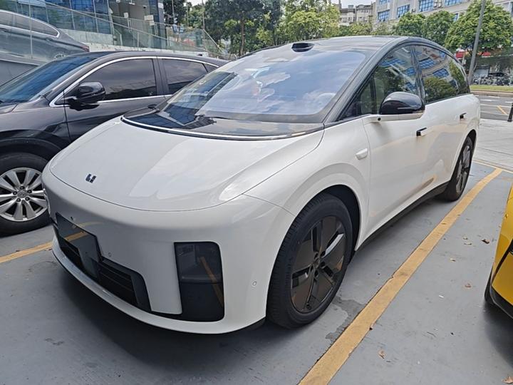 Li Auto i8 2025 Standard