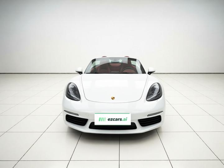 718 2020 Boxster 2.0T photo 2