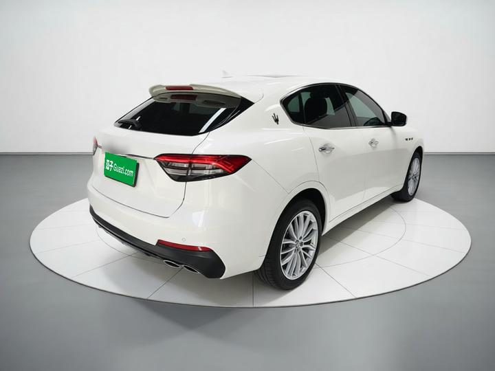 Levante 2022 3.0T Modena photo 4