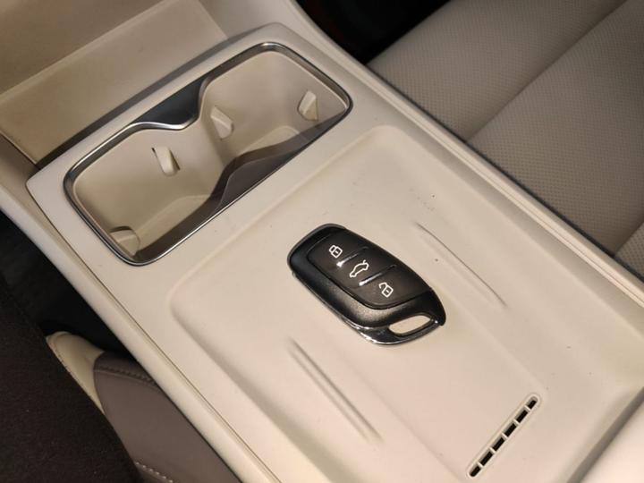 MG4 EV 2026 437 photo 8